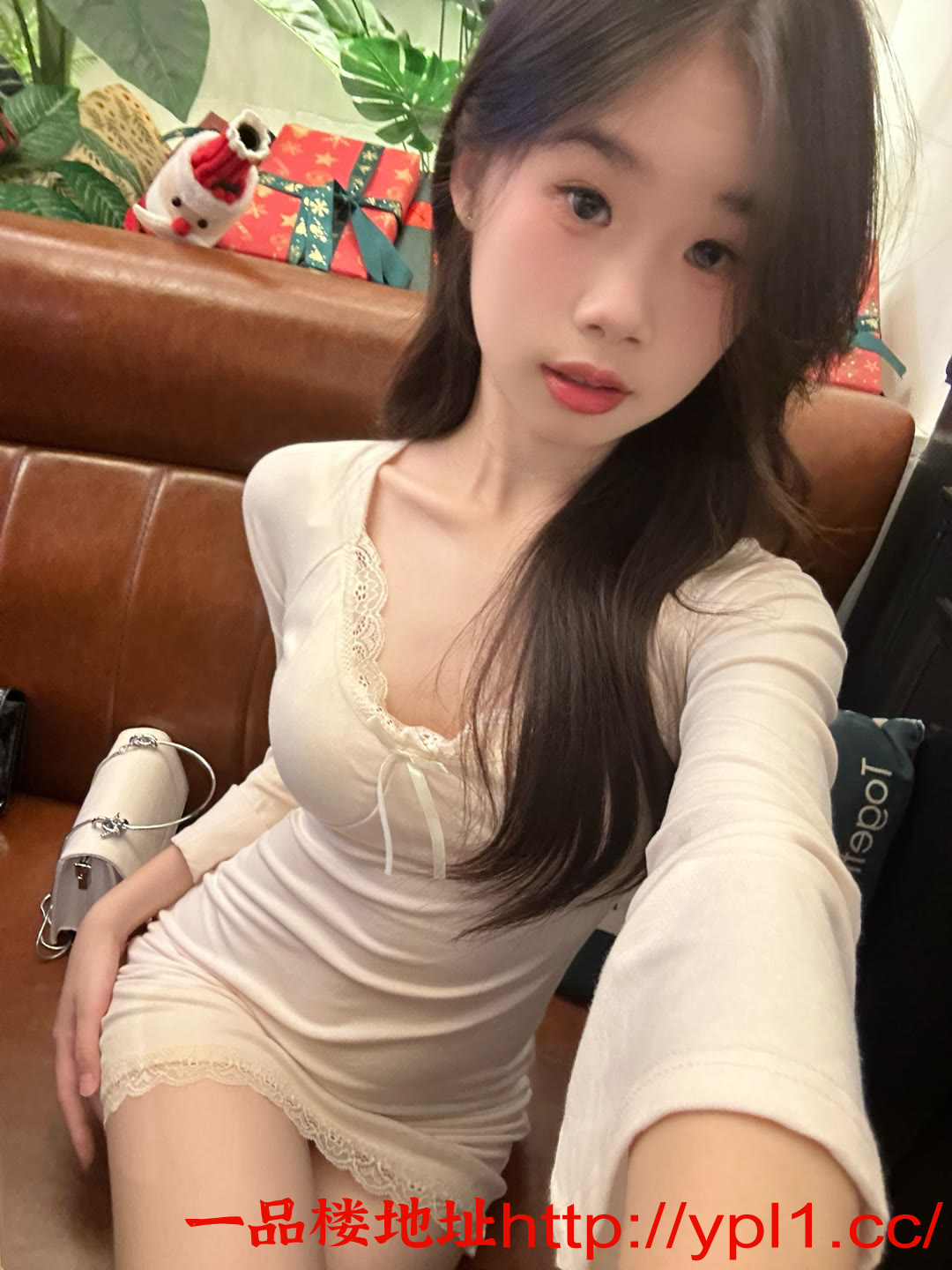 C0F3A9CCA49AB87FC543D7C51080B305.png